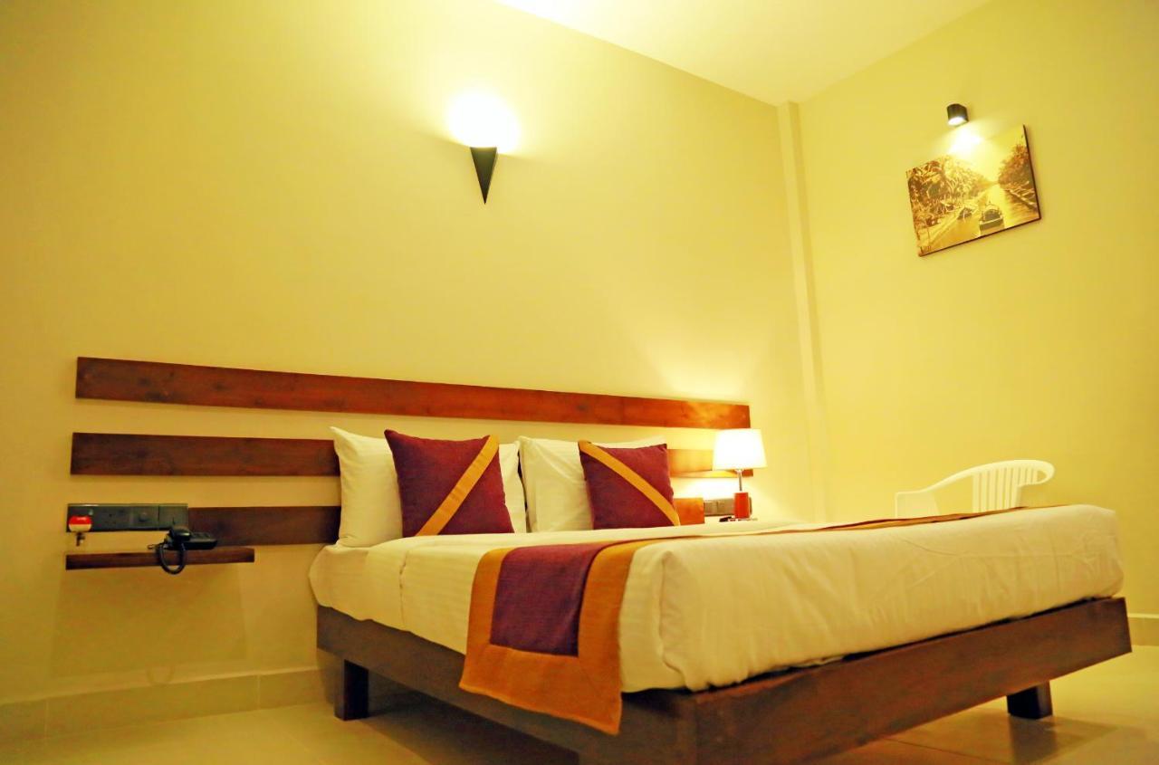 Hive 68 - Hotel And Resorts Negombo Eksteriør billede