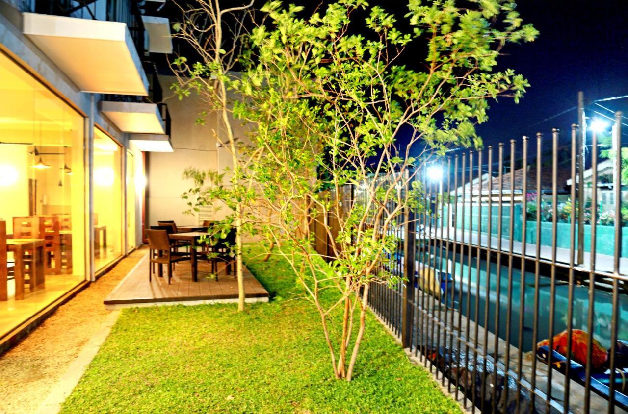 Hive 68 - Hotel And Resorts Negombo Eksteriør billede